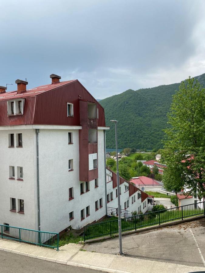 Apartment Varezic Плужине Экстерьер фото